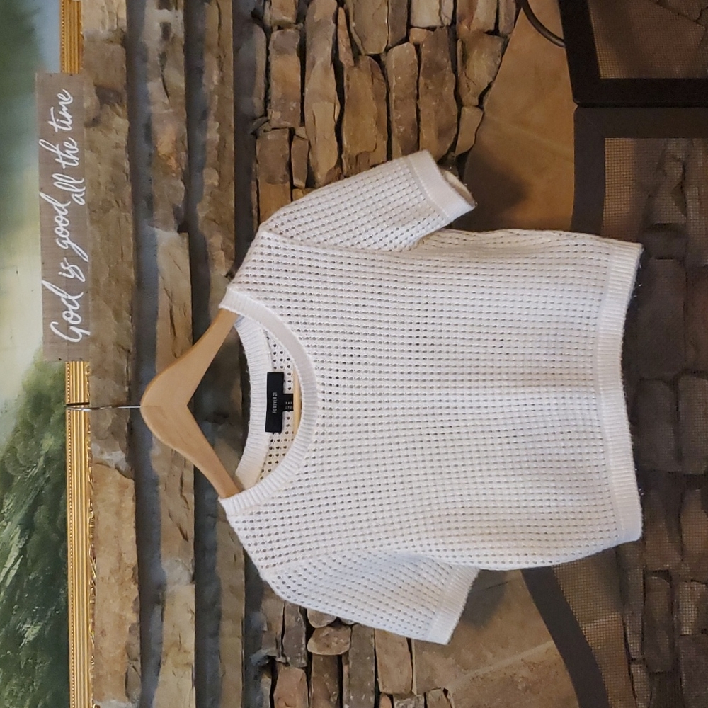 Forever 21 Cropped Short Sleeve Sweaters